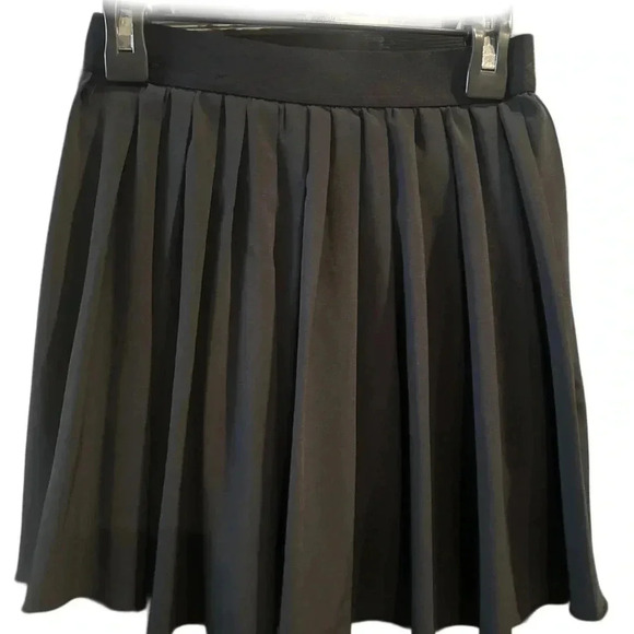 Gilly Hicks skort - Picture 2 of 4